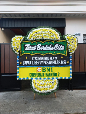 Papan Bunga Duka di Tondano Utara